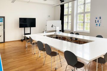 Berlin Coworking Seminarräume RAUM 01 image 0