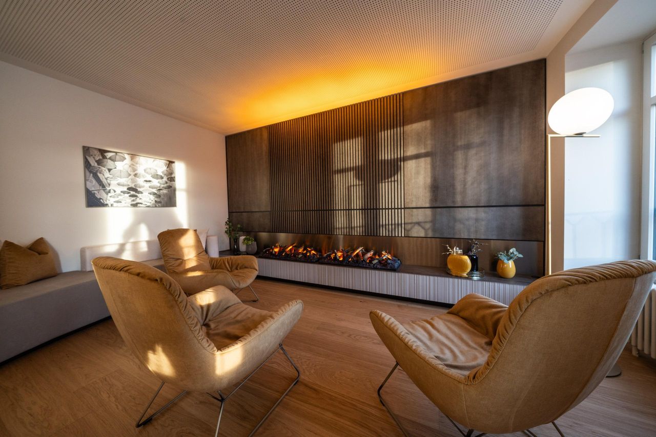 Zürich  Bedrijvencentrum Kamin-Lounge image 1