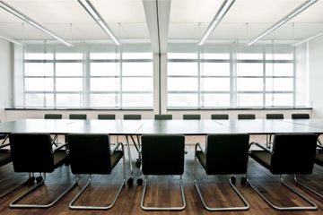 Krefeld Kunden-Meeting Bedrijvencentrum Meetingroom XL image 6