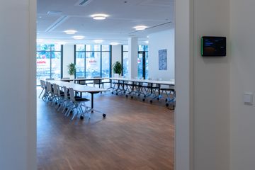 Hamburg Kommunikationscentrum image 3