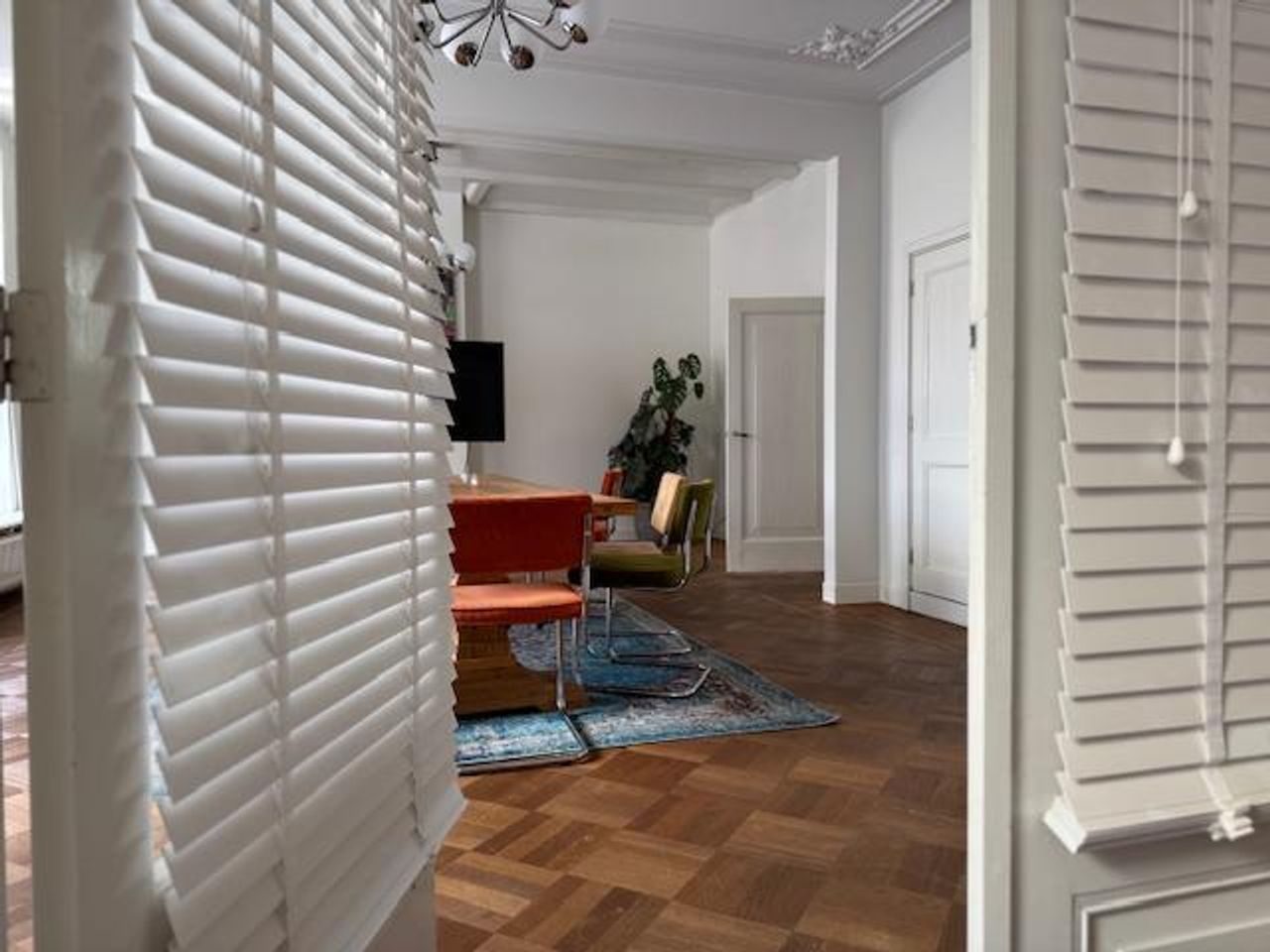 Zwolle  Meeting room Meetingroom with a view + lounge room image 1