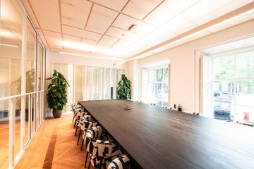 Amsterdam   EMS Boardroom image 1