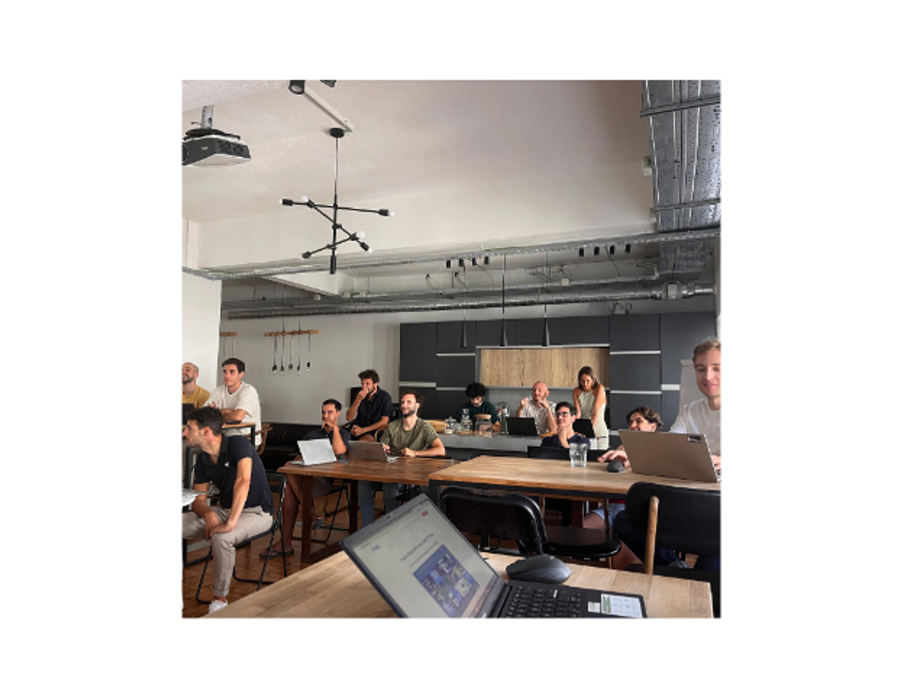 Lissabon  Coworking spaces IndoorLounge image 1