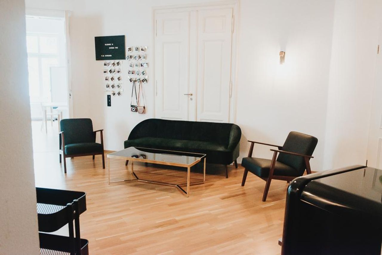 Leipzig Kreatives Meeting Boardroom Raum 3 – Jungel Room image 6