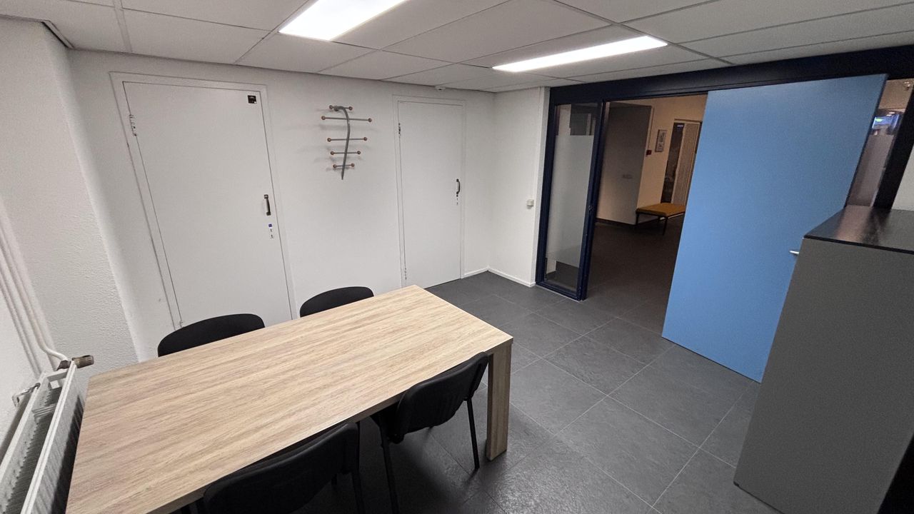 Hengelo Offsite meeting Spreekkamers Spreekkamer 2 image 1