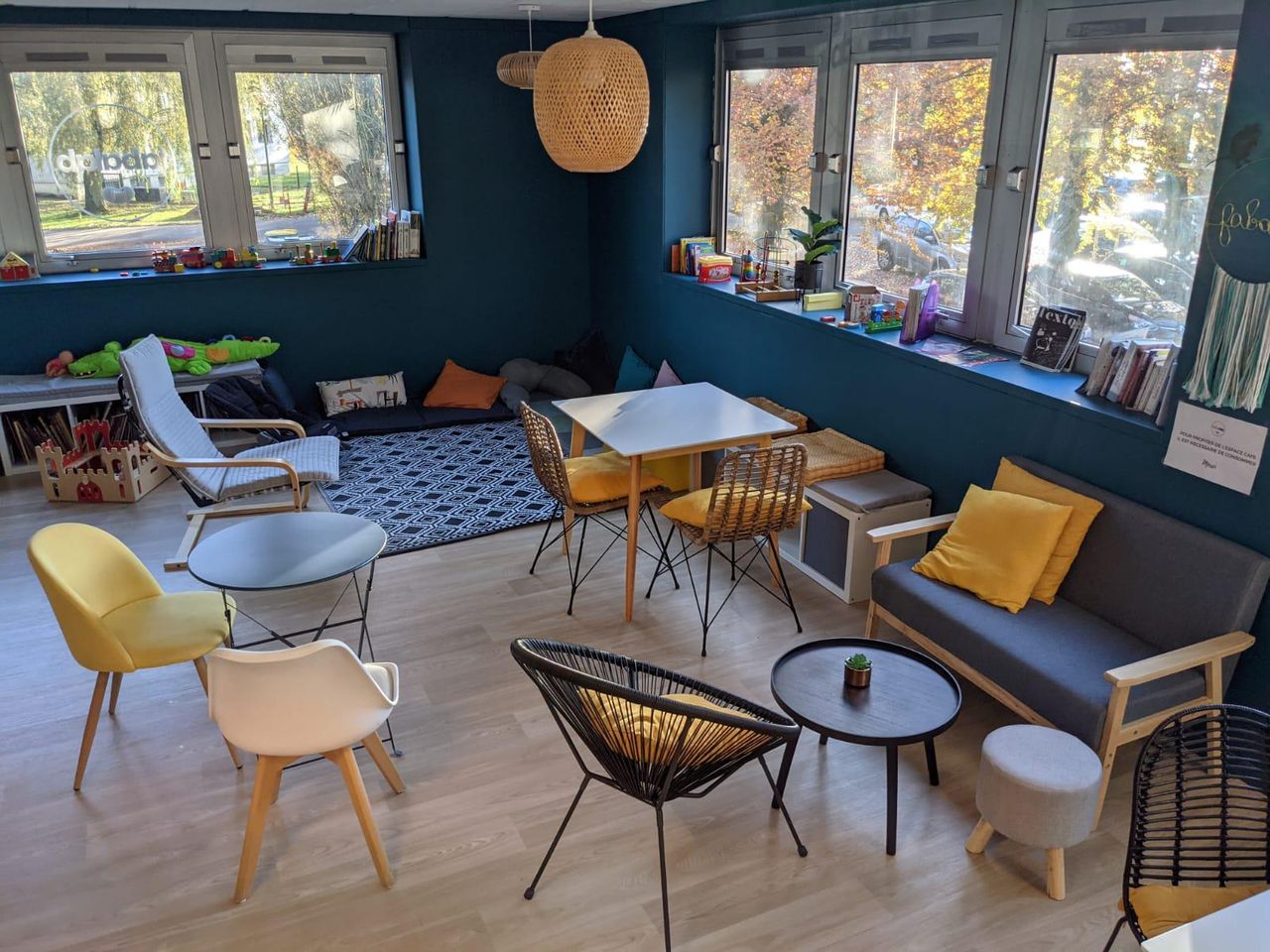 Rest of the World  Meeting room Espace Fabalab image 3