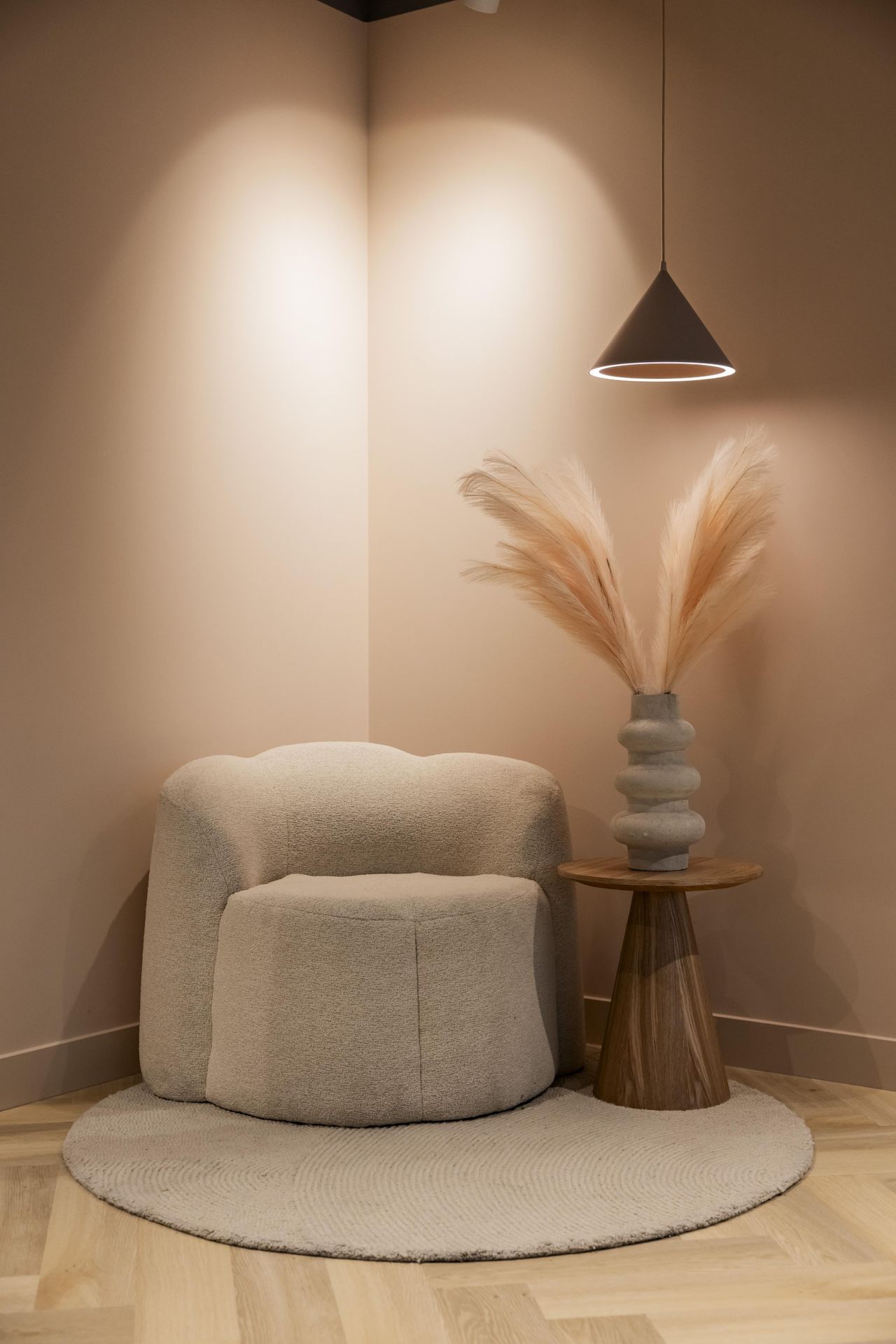 Diemen  Tagungsräume Business Spot+ l 4.26 Desk 5 image 0