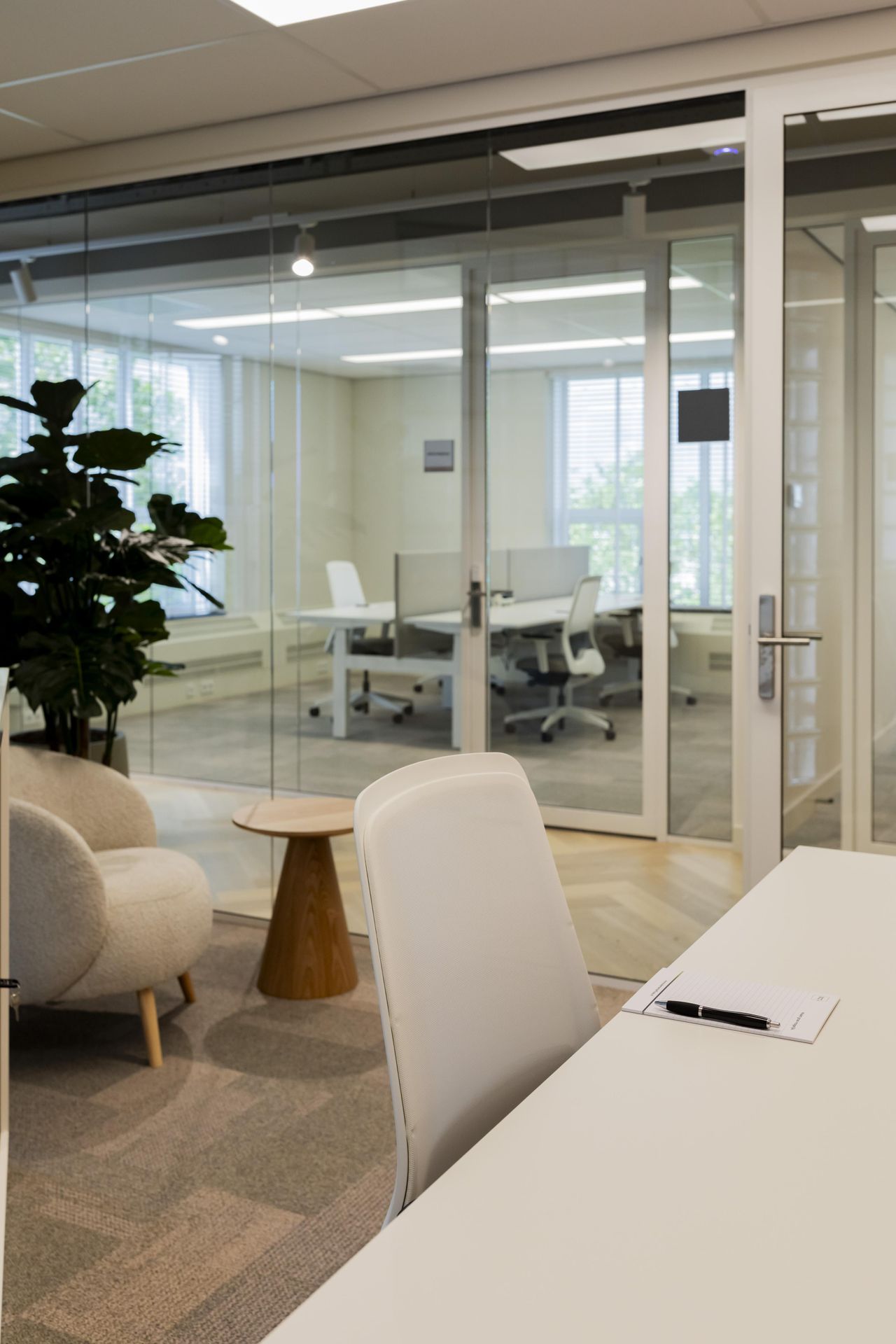 Diemen  Tagungsräume Business Spot+ l 4.26 Desk 5 image 5