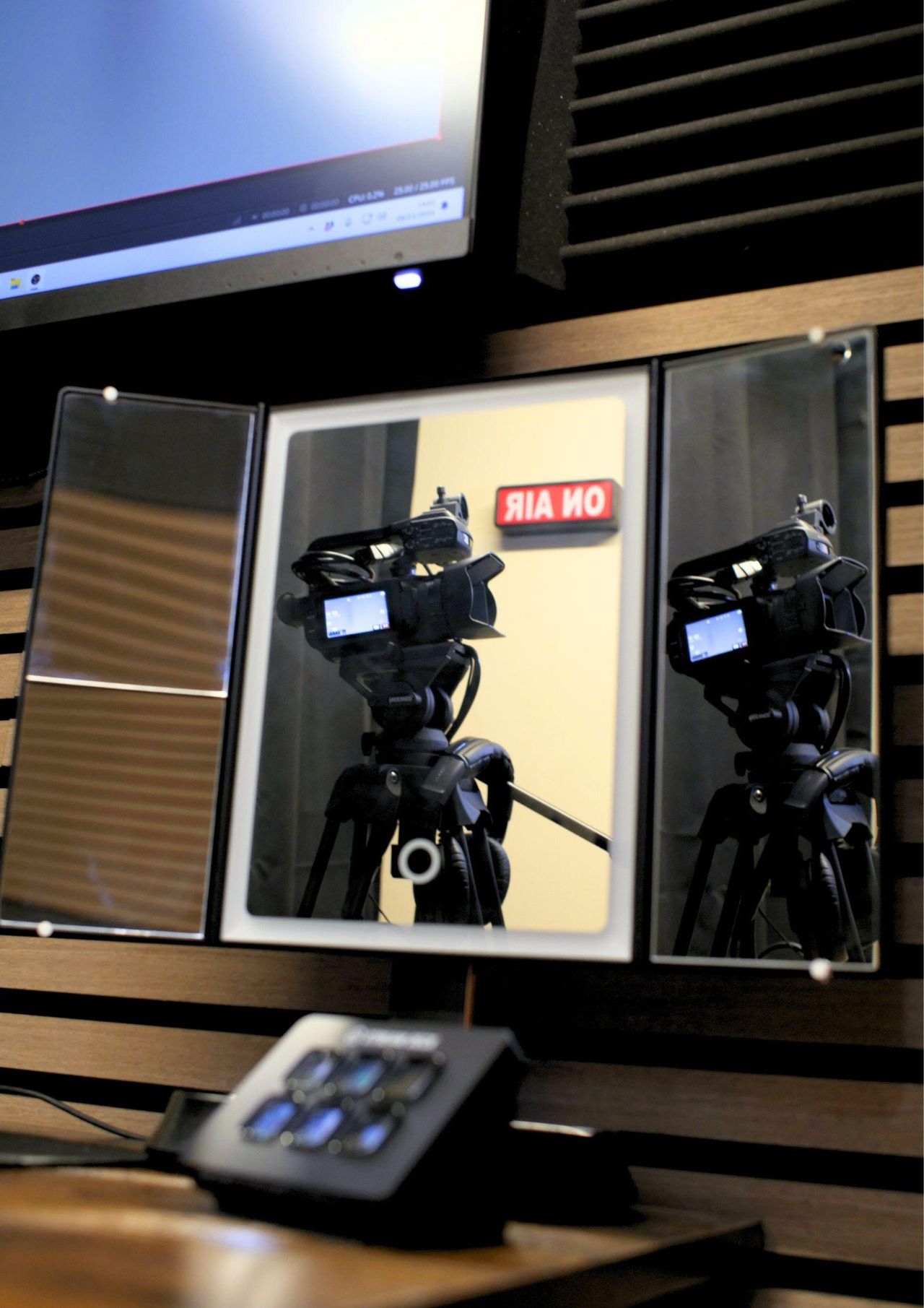 Paris  Studio Studio video & photo image 12