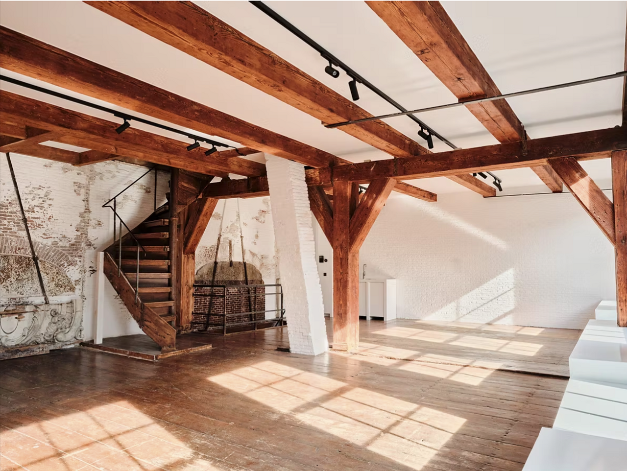 Amsterdam  Vergaderzalen CoachHouse image 0