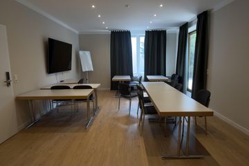 Hannover Vergaderzalen Seminarraum mit Sonnenterasse image 1