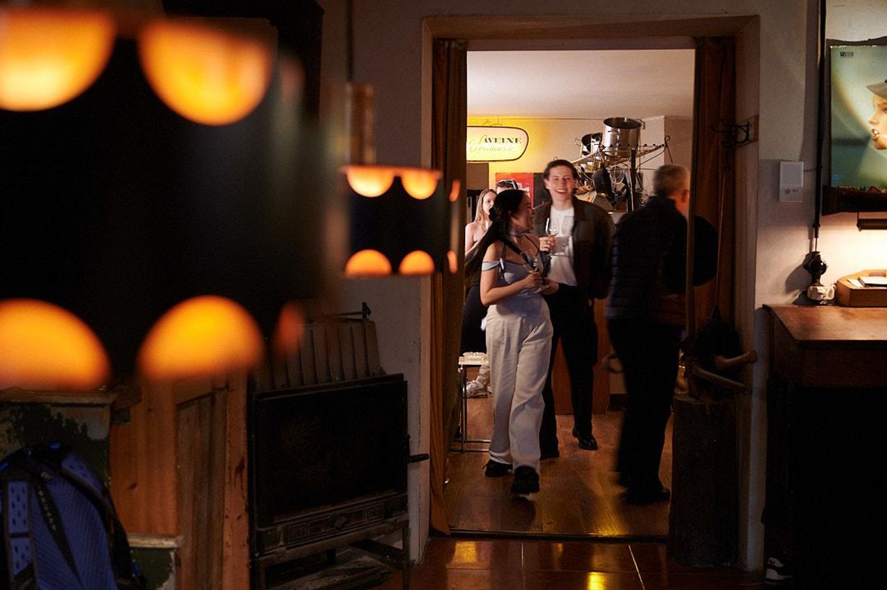 Berlin Kreatives Meeting Party room Unter_Urban image 1