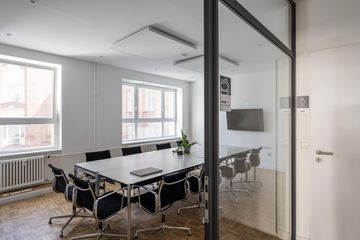 Berlin  Business center Konferenzraum 1 image 0