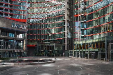 Berlin Offsite-Meeting Corporate event space Eventfläche 1 - Forum / Outdoor image 2