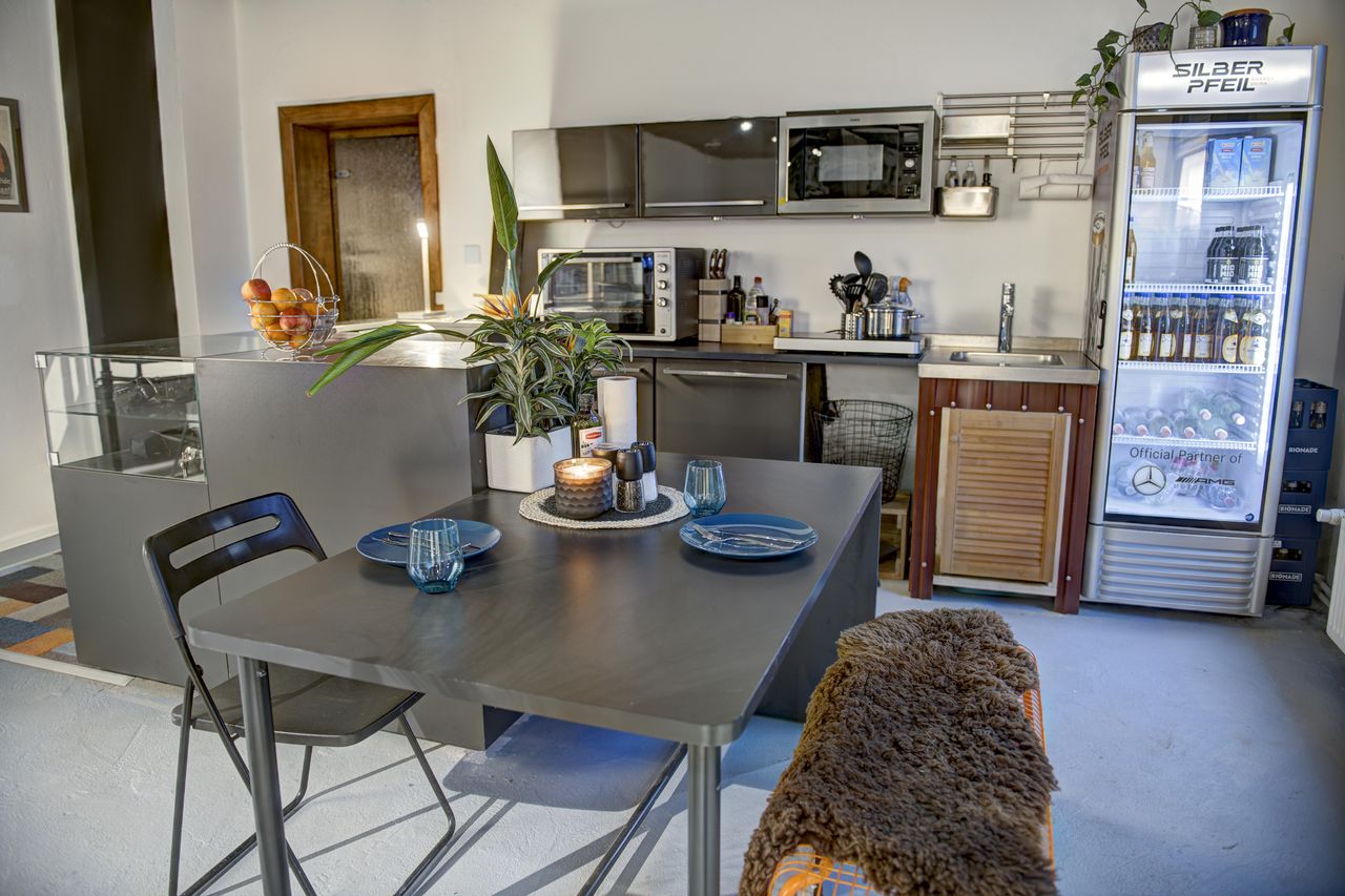 Berlin  Coworking space comuna 57 - Flexdesk image 1