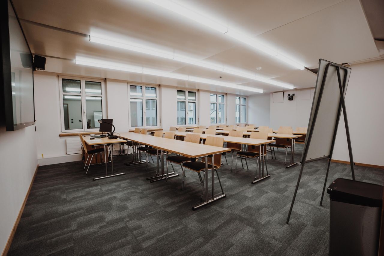 Zürich Seminar  Klassisches Schulzimmer 1 image 1