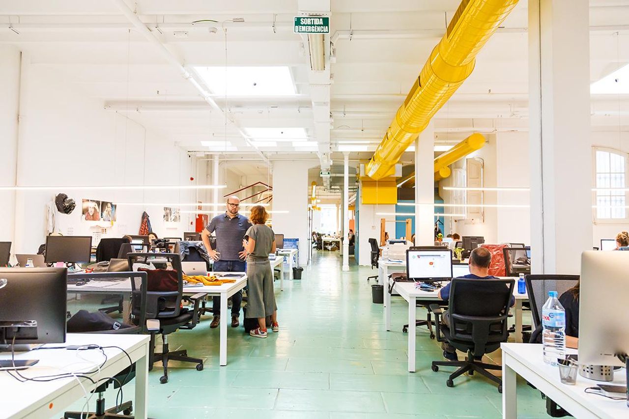 Barcelona Coworking Meeting room Sala Sheldon Cooper image 7