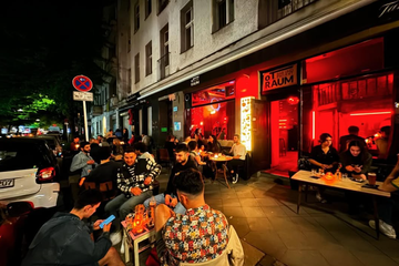 Berlin  Bar Kiezbar in Neukölln image 1