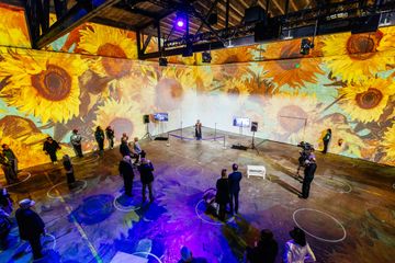 San Francisco Ruimtes voor bedrijfsevenementen 100,000 sq. ft Legendary Venue with HUGE Rooftop image 1