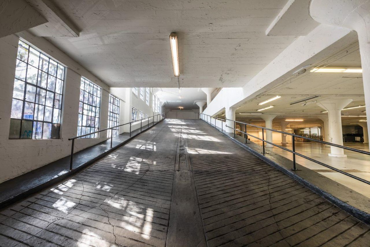 San Francisco  Ruimtes voor bedrijfsevenementen 100,000 sq. ft Legendary Venue with HUGE Rooftop image 46