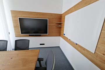 Rest of the World  Meeting room D5Meeting room for 10 people image 4