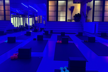 Amsterdam Studio YOGI Main Studio Room image 7