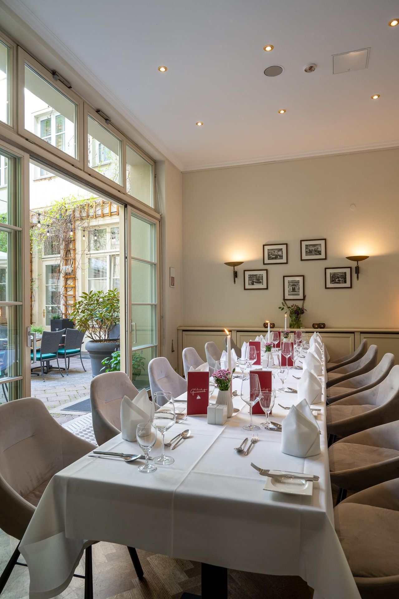 Berlin Christmas Party Restaurant Restaurant ALvis exklusiv image 8