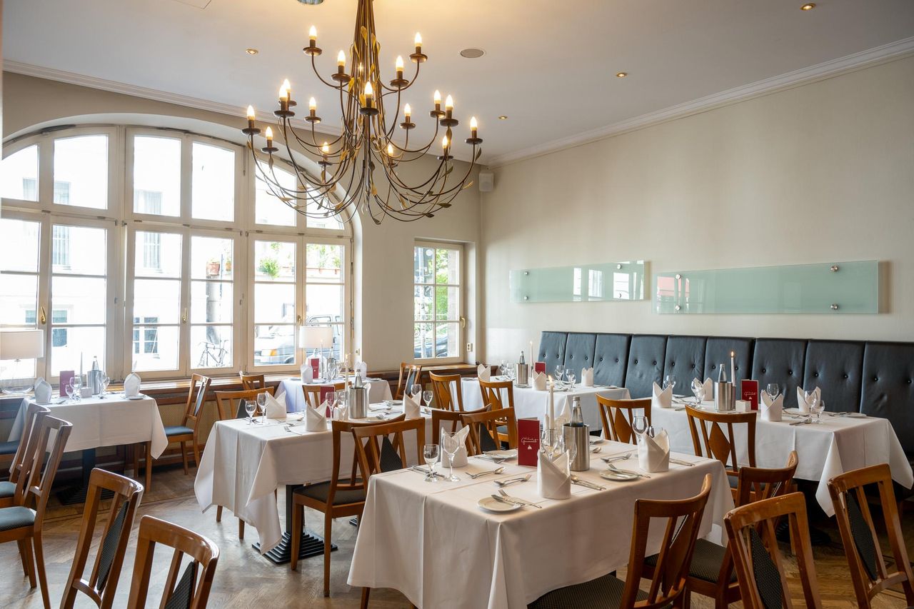 Berlin Christmas Party Restaurant Restaurant ALvis exklusiv image 8