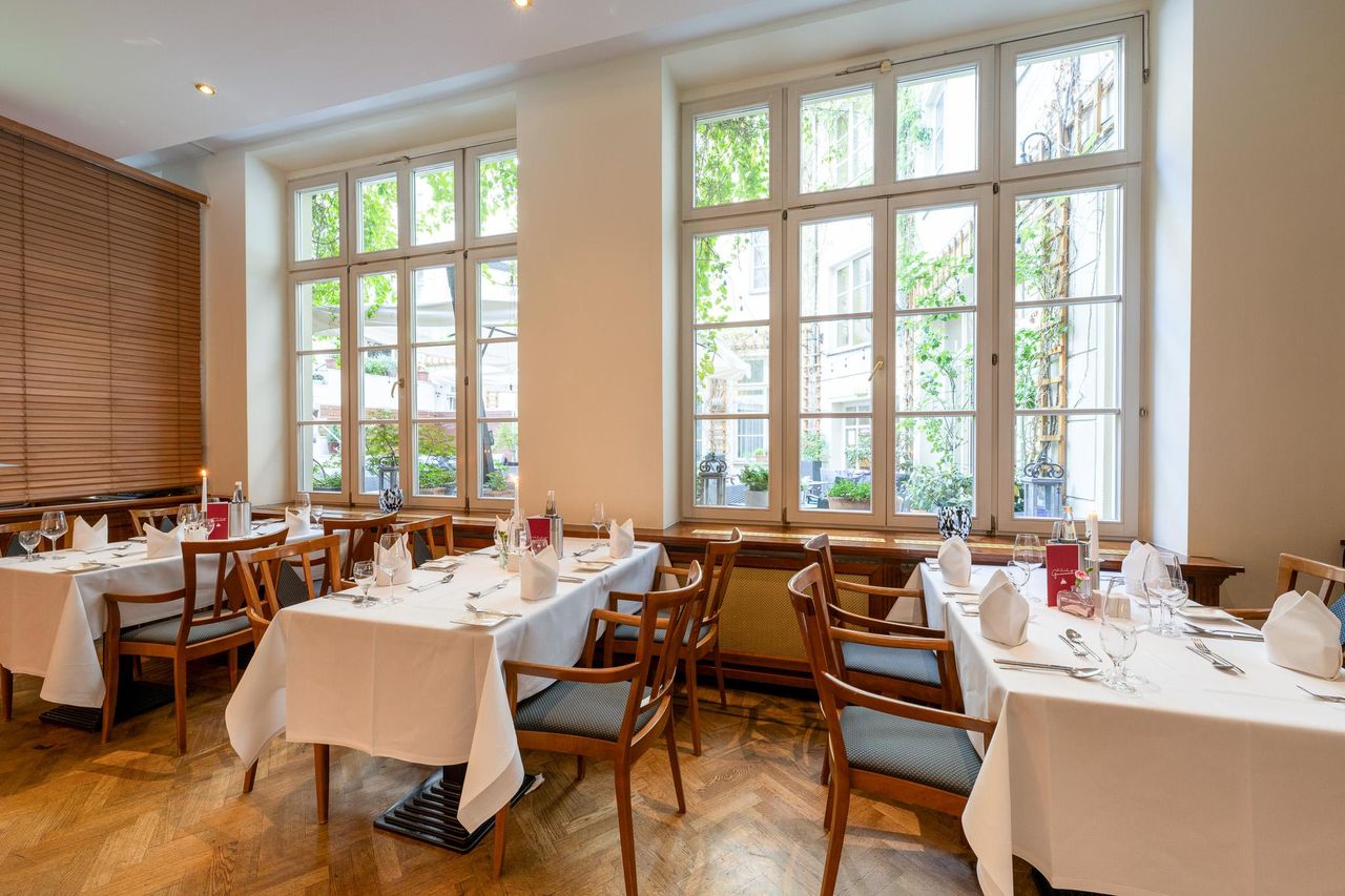 Berlin Christmas Party Restaurant Restaurant ALvis exklusiv image 14