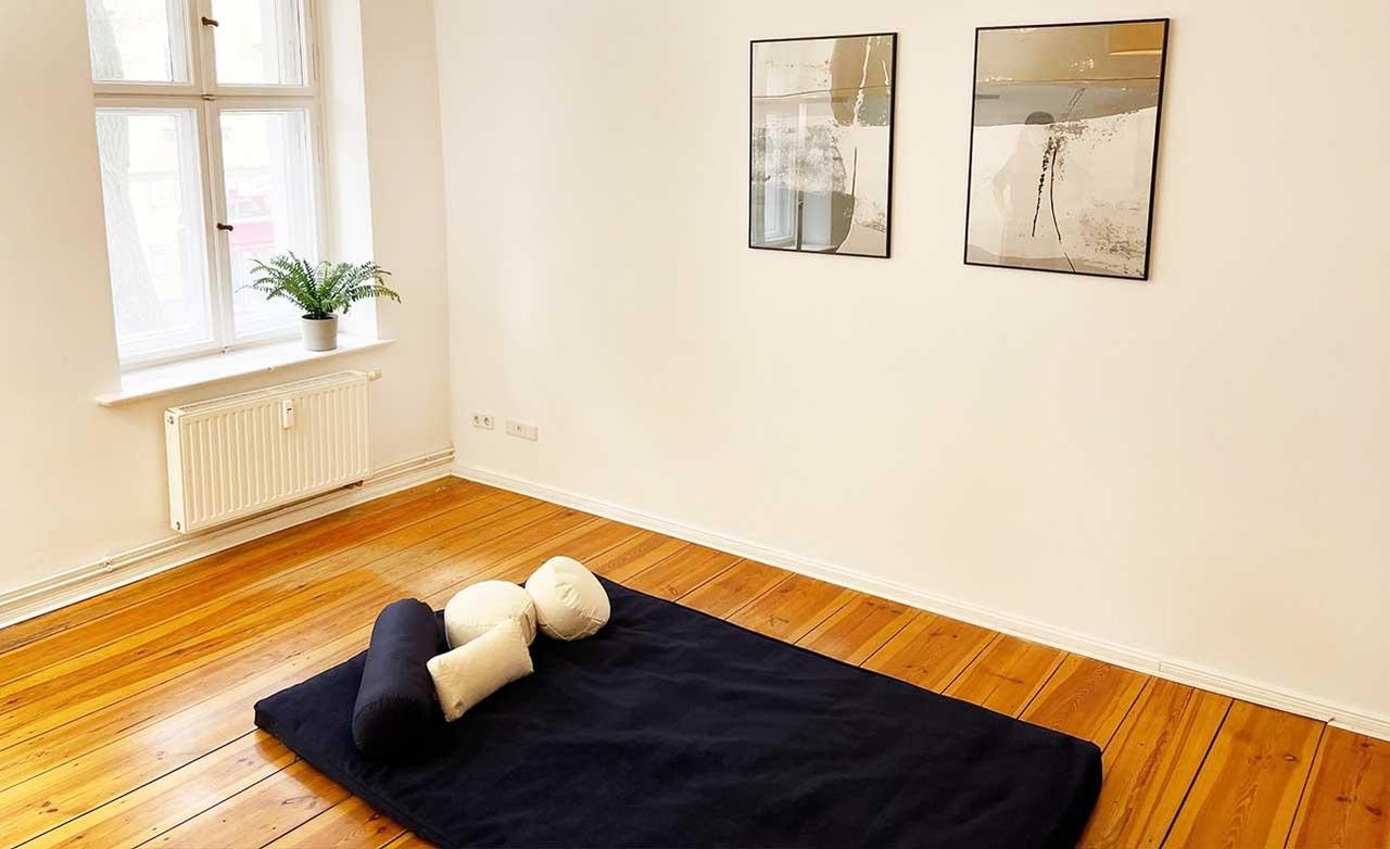 Berlin  Function Room Therapy Room image 3