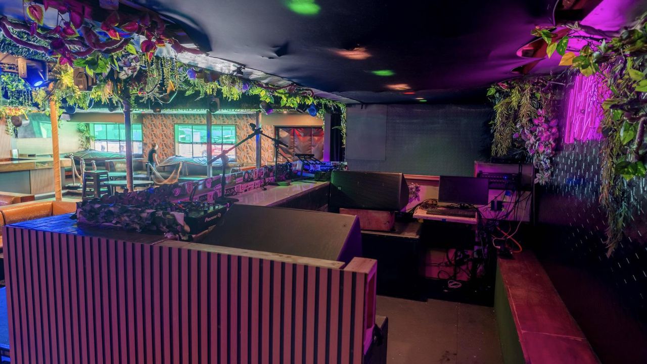 Los Angeles  Bar Jungle Hollywood Night Club image 29