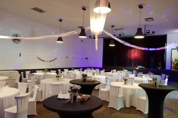 Rest der Welt  Veranstaltungsraum Saalbau Eventlocation image 0