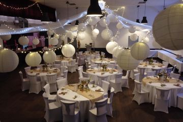 Rest der Welt  Veranstaltungsraum Saalbau Eventlocation image 2