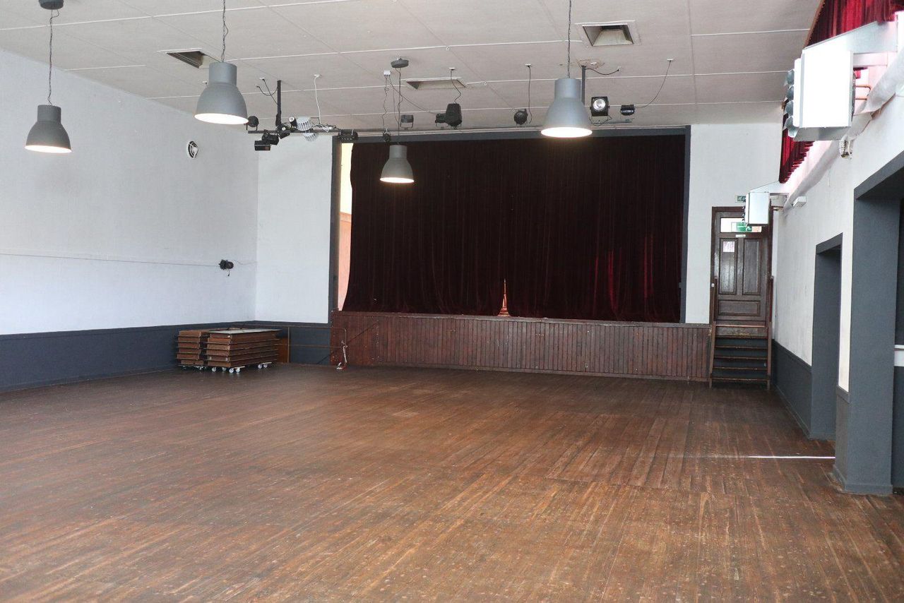 Rest der Welt  Veranstaltungsraum Saalbau Eventlocation image 9