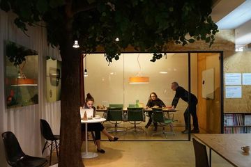 Weil Am Rhein Kundengespräch 6-Personen Besprechungsraum image 1