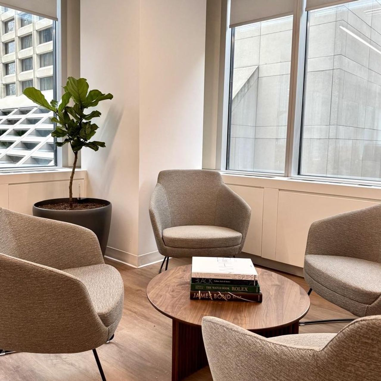 Toronto  Meeting room Unique Creative Space image 3