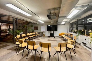 Berlin Mobiles Arbeiten Workshop-Räume Meeting Raum (bis 40 Person) image 7