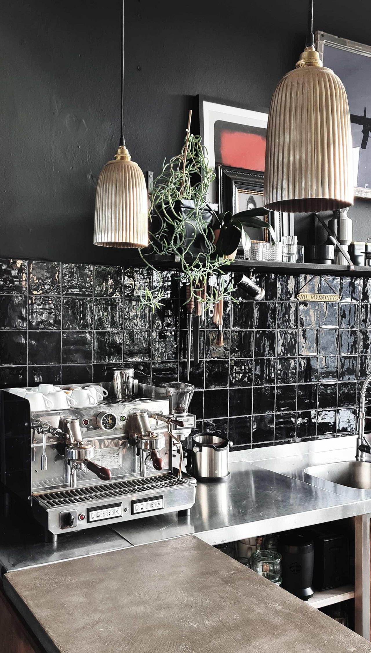 Berlin  Filmstudio IKONIC STUDIO - Craftspace image 6