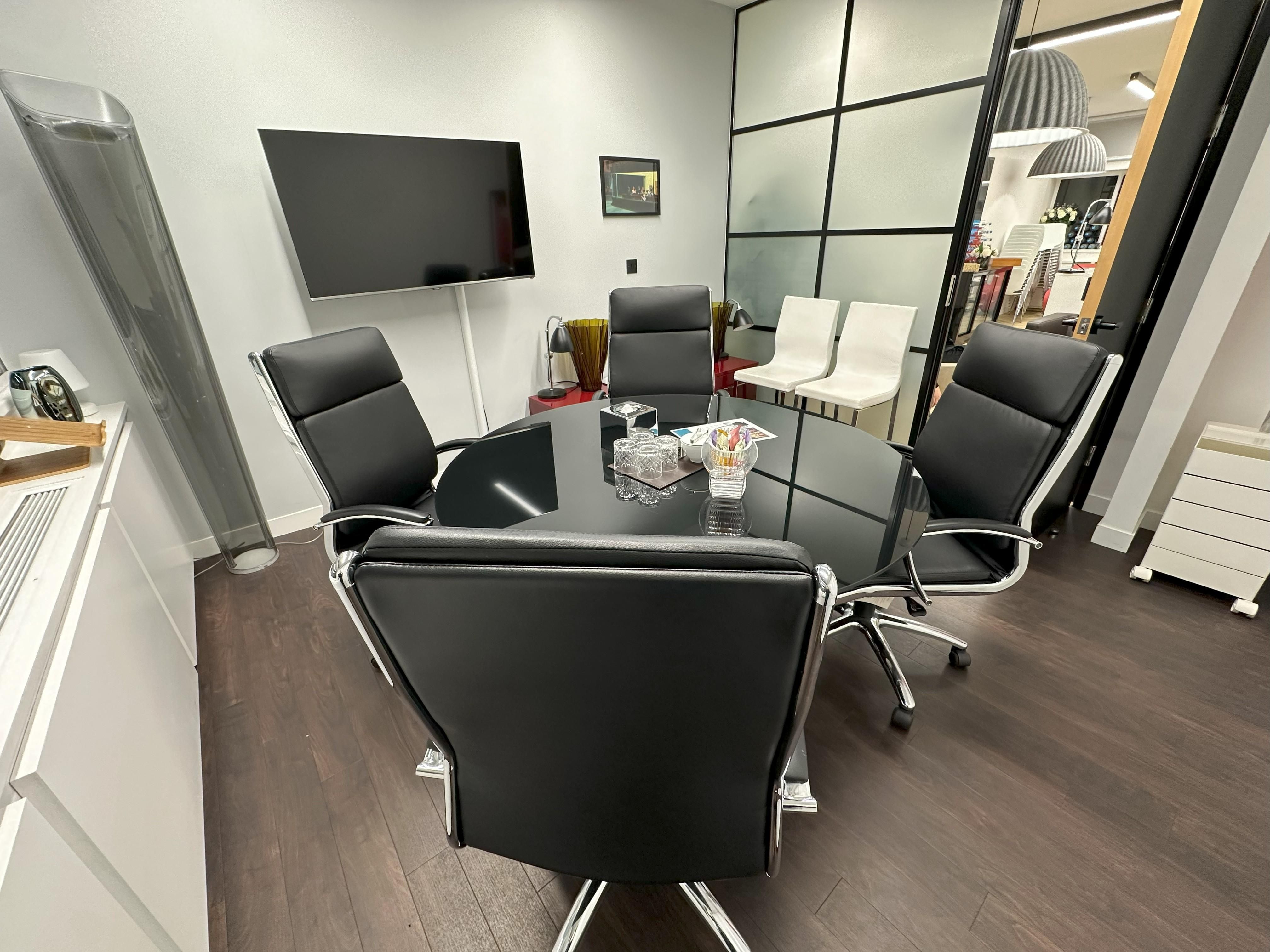 Rent W1 Workspace The Piccadilly Room London | Spacebase