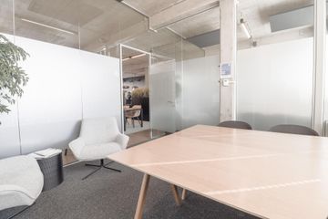 Rest of the World Klantafspraak Business center Flexkantoor 3 (Begane grond) image 2