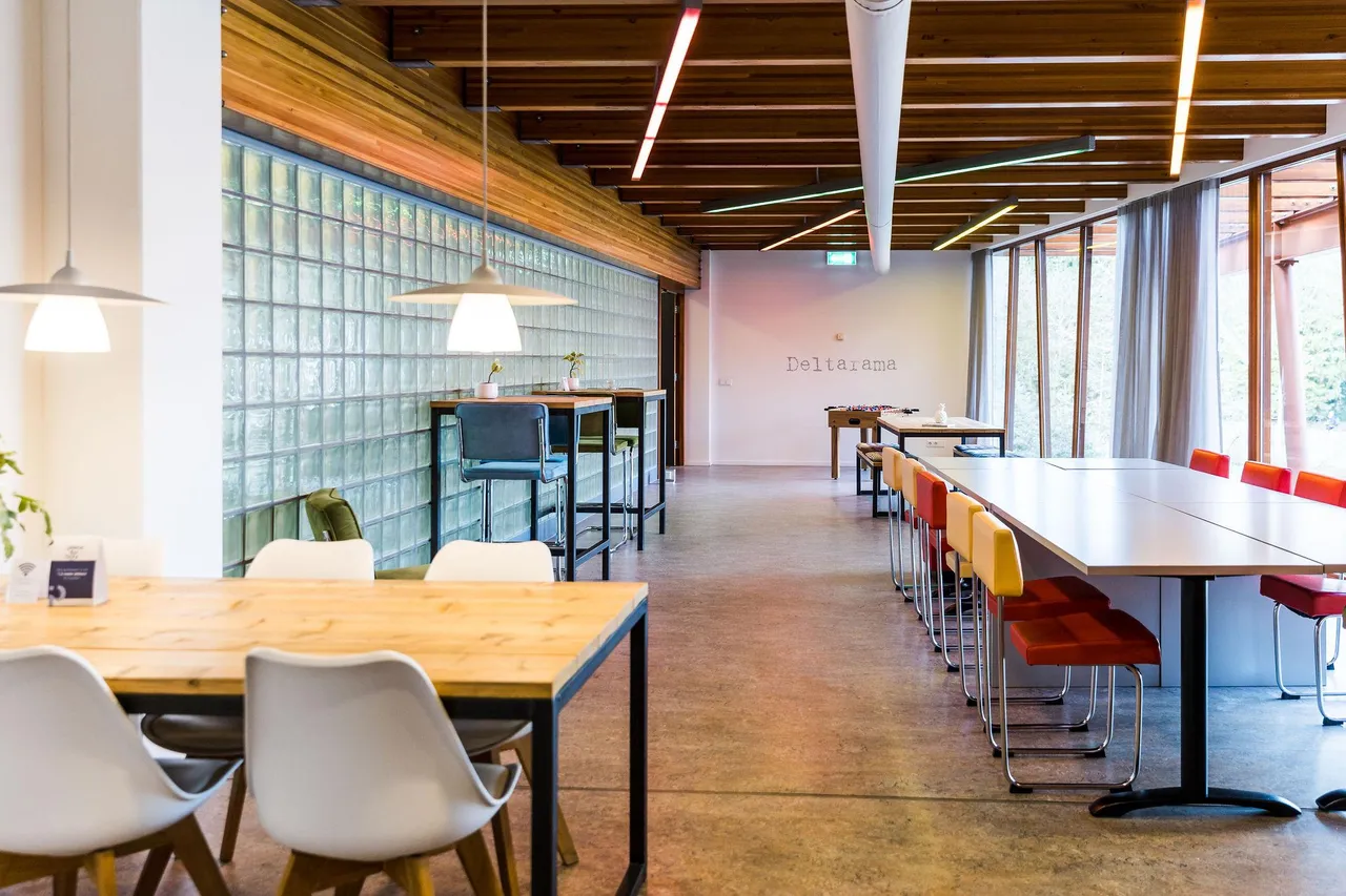 Rest of the World Client Meeting Business center Flexwerkplek image 0