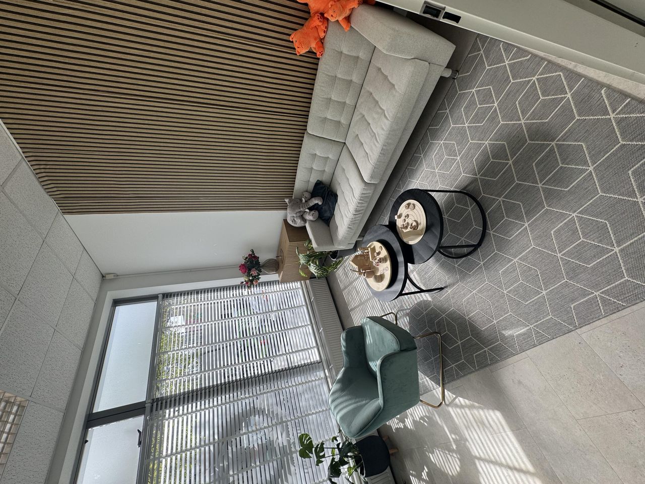 Rotterdam  Coworking spaces Cosy coach image 0