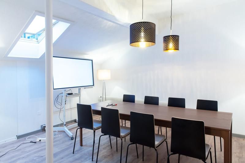 Coworking Hub Luzern Lucerne Book Venue Online