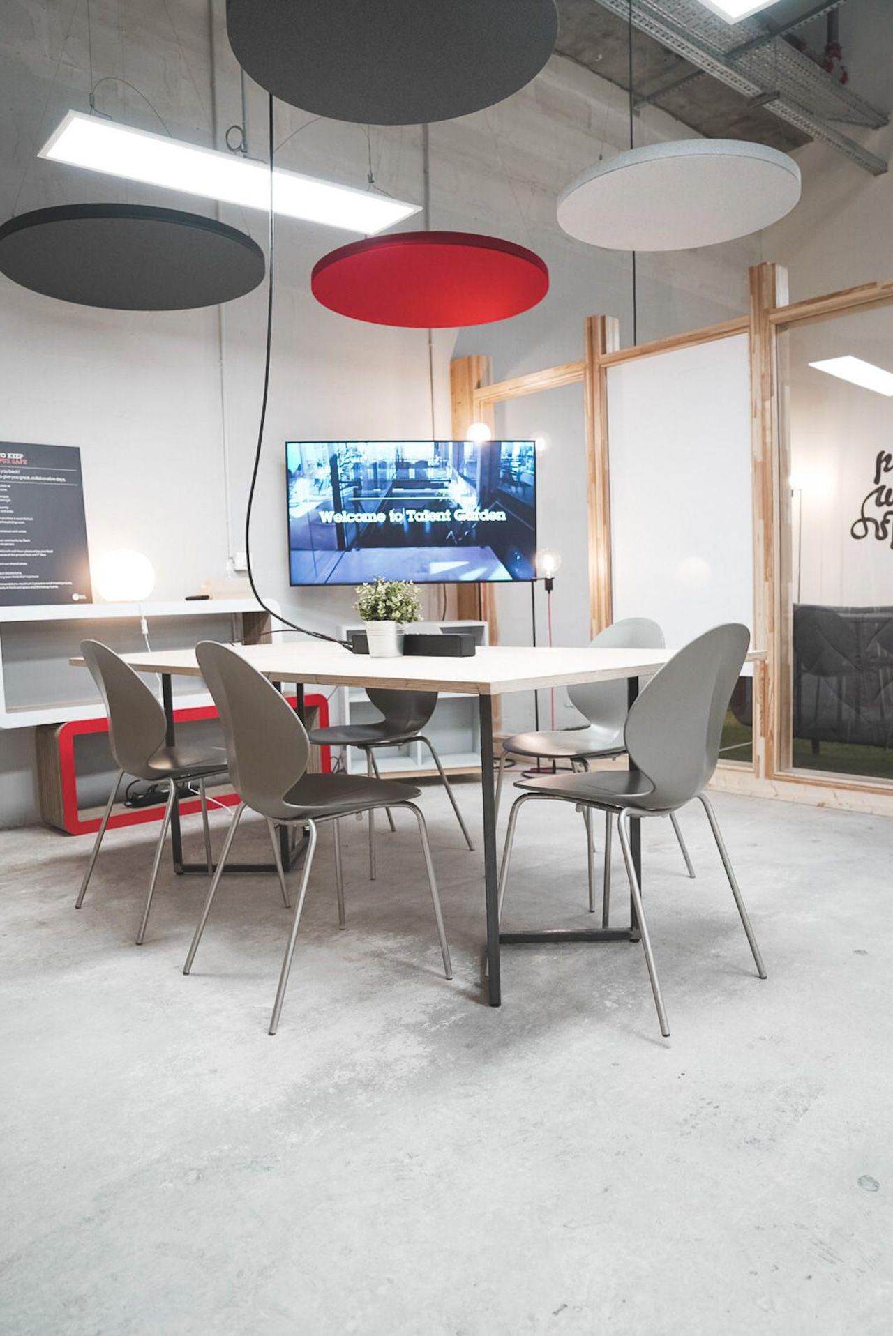 Lille  Conference rooms Talent Garden Lille - Salles de réunion image 4