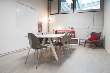 Lille  Conference rooms Talent Garden Lille - Salles de réunion image 2