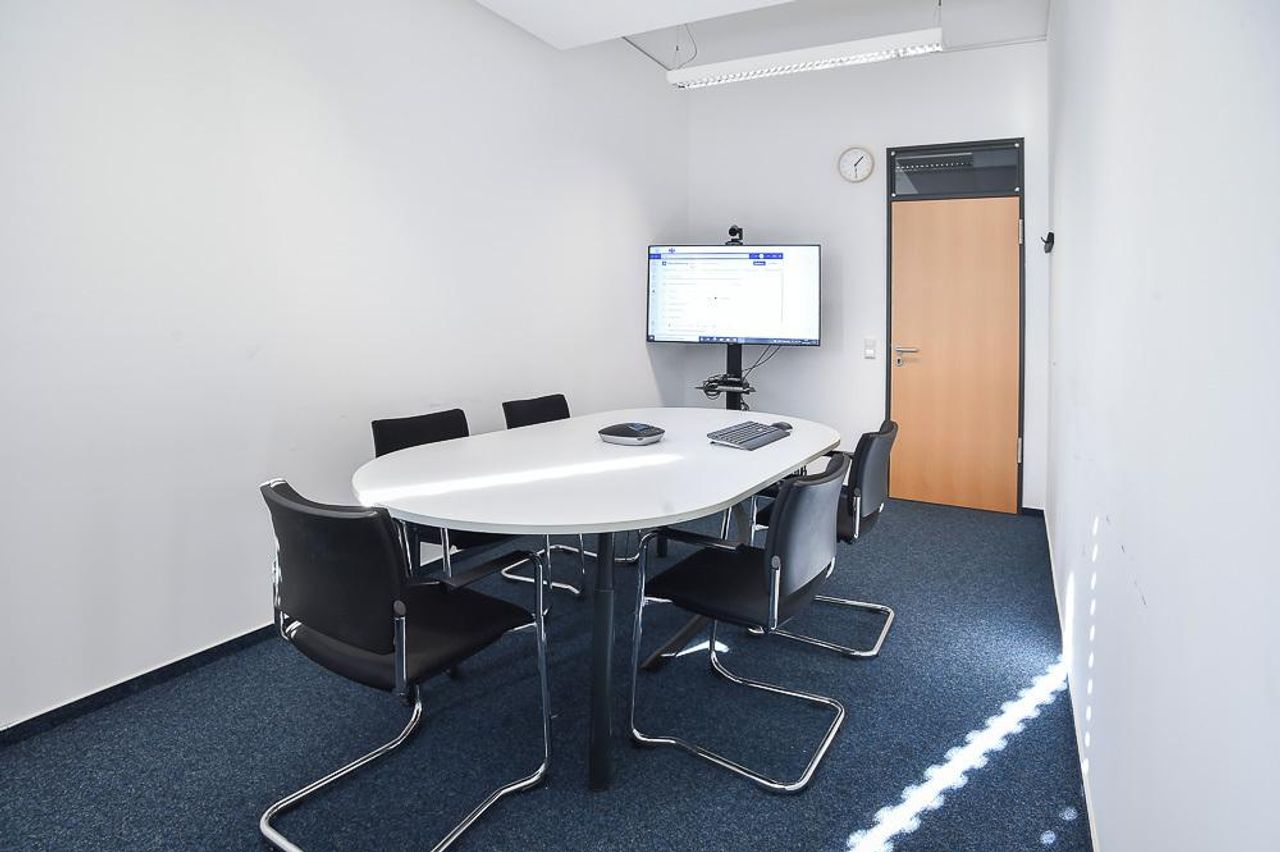 Stuttgart Schulungsräume Meeting room Konferenzraum Mumbai image 3