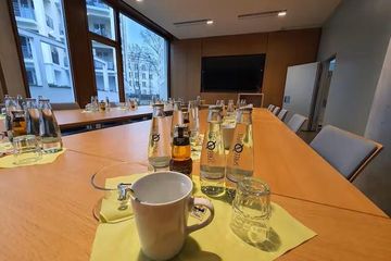 Berlin  Seminar rooms Konferenzraum 2 image 2