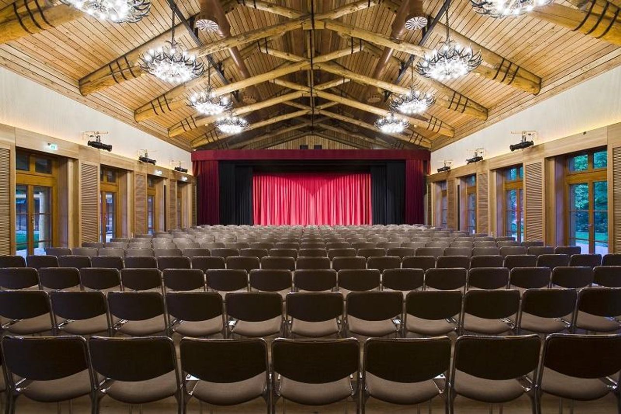 Rest of the World Offsite Meeting  Theaterforum image 10