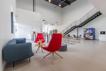 Bailly-Romainvilliers Coworking spaces Bureau 6 image 2