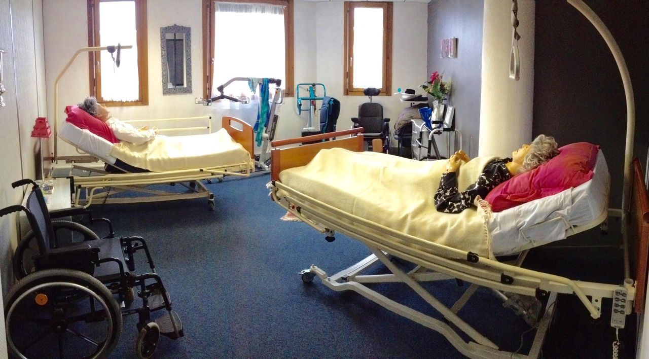 Lyon  Office desk Plateau technique image 2